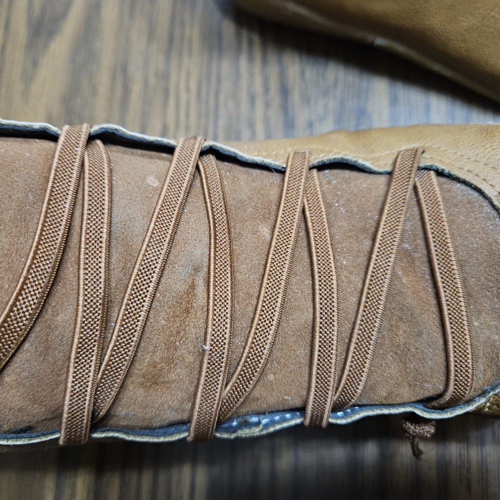 Source Unknown Tan Leather Ankle Boots - Picture 6 of 9